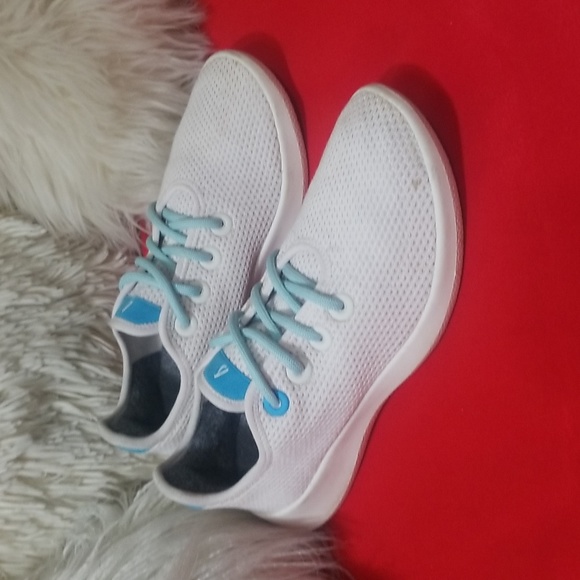 ALLBIRDS SNEAKERS - Picture 2 of 12